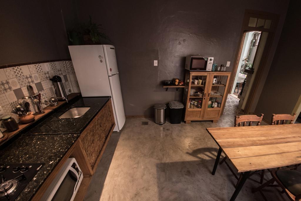 Frida Casa Hostel Πελότας Εξωτερικό φωτογραφία