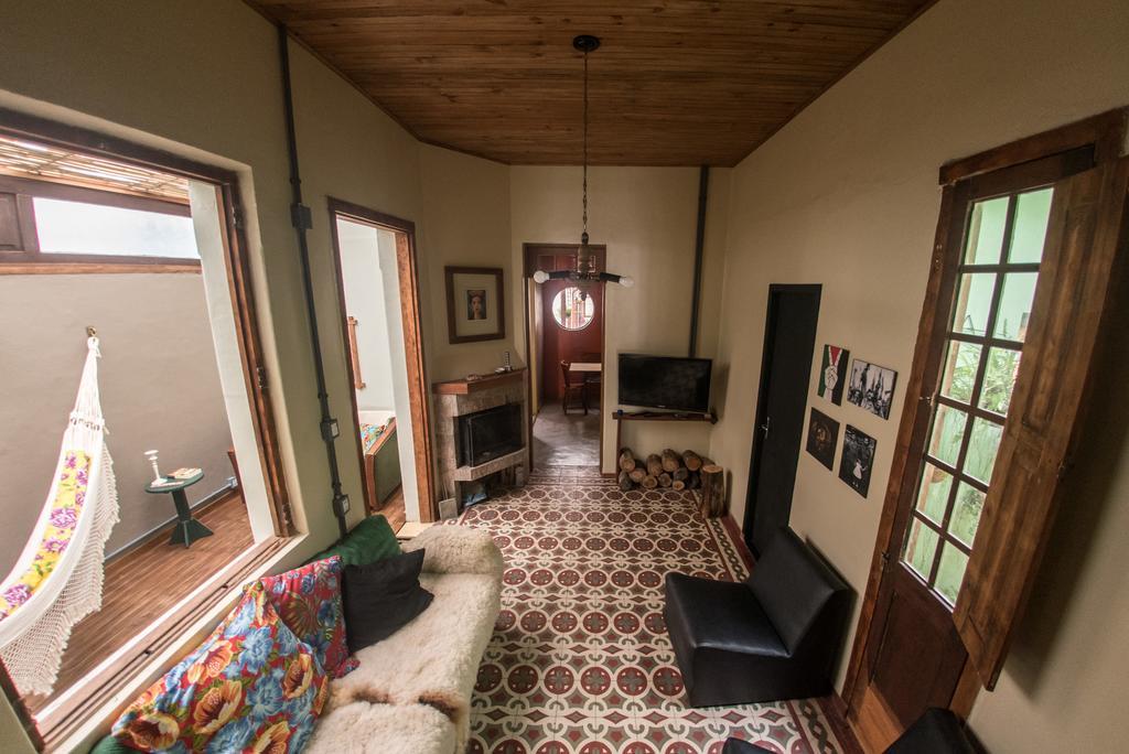 Frida Casa Hostel Πελότας Εξωτερικό φωτογραφία